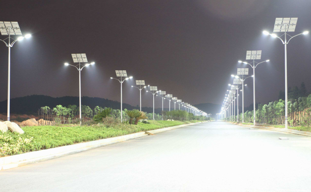 道路太陽能路燈你知道怎么選擇瓦數嗎？